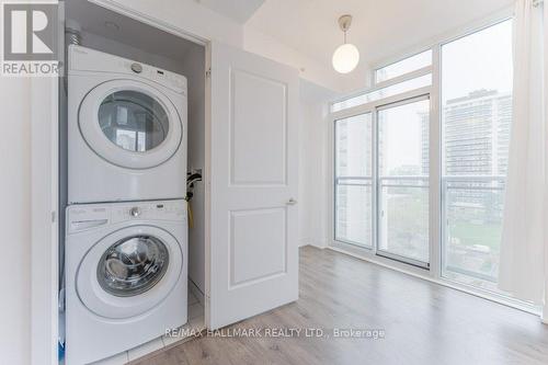 714 - 68 Merton Street, Toronto, ON - Indoor Photo Showing Laundry Room