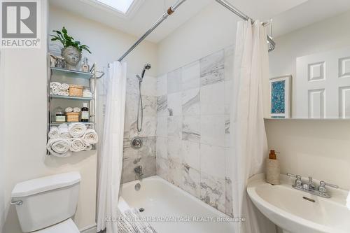 18 Hannaford Street, Toronto, ON - Indoor Photo Showing Bathroom