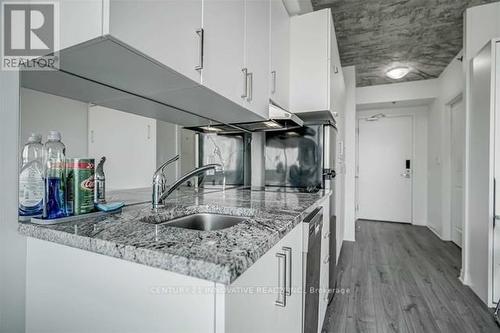 332 - 1900 Simcoe Street N, Oshawa, ON - Indoor Photo Showing Kitchen With Upgraded Kitchen