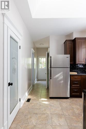 14 Carlton Avenue, London, ON - Indoor Photo Showing Other Room