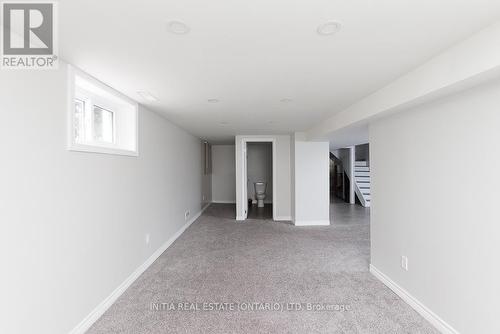 14 Carlton Avenue, London, ON - Indoor Photo Showing Other Room