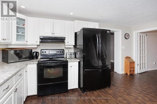 B1625 Highway 48, Brock (Beaverton), ON - Indoor Photo Showing Kitchen