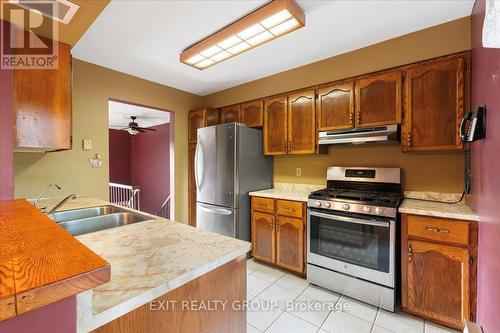 10 George Street, Stirling-Rawdon, ON - Indoor Photo Showing Kitchen With Double Sink