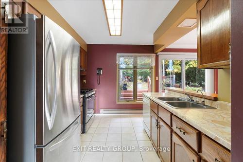 10 George Street, Stirling-Rawdon, ON - Indoor Photo Showing Kitchen With Double Sink