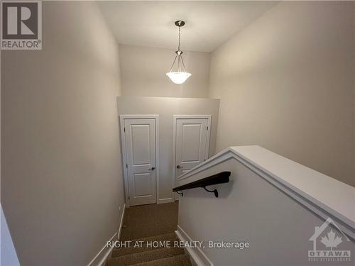 204 Tussock, Ottawa, ON -  Photo Showing Other Room