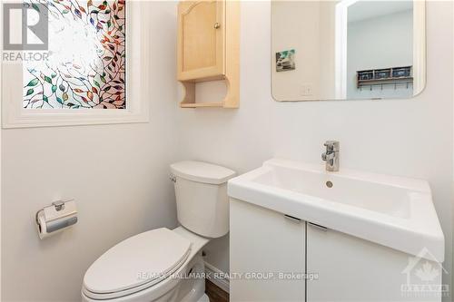 859 Nesting Way, Ottawa, ON - Indoor Photo Showing Bathroom