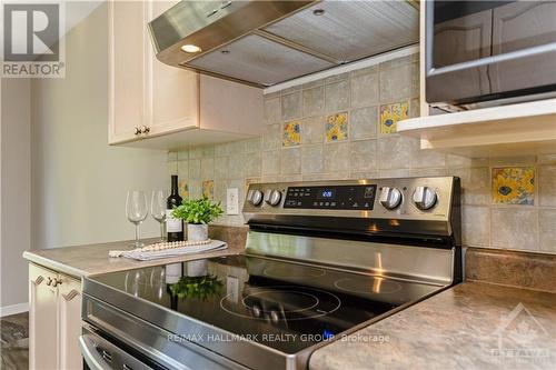 859 Nesting Way, Ottawa, ON - Indoor Photo Showing Kitchen