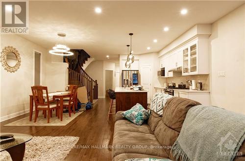 177 Bristol Crescent, North Grenville, ON - Indoor Photo Showing Living Room