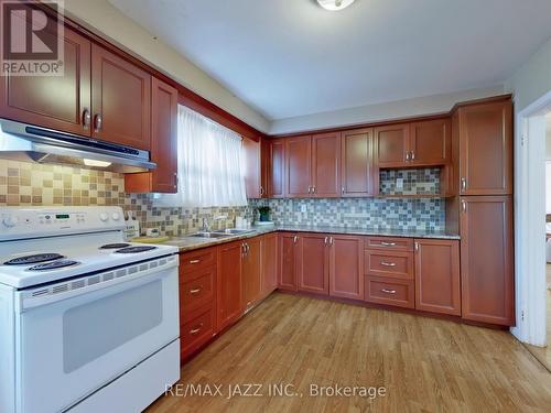 1 Hoshlega Drive, Toronto (Morningside), ON - Indoor Photo Showing Kitchen With Double Sink