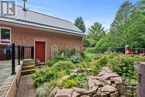 285 Crosby Drive, Kawartha Lakes (Bobcaygeon), ON - Outdoor With Deck Patio Veranda