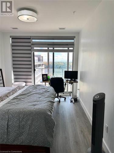 15 Glebe St Unit# 1905, Cambridge, ON - Indoor Photo Showing Bedroom