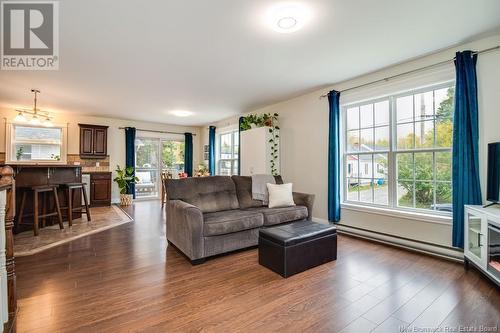 23 Ramsay Street, Fredericton, NB - Indoor Photo Showing Living Room