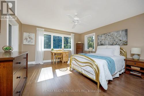 4320 Random Acres Road, Milton, ON - Indoor Photo Showing Bedroom