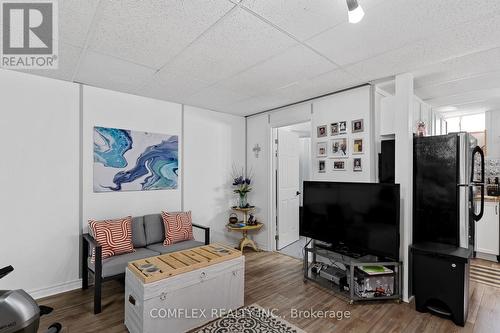 676 Ewing Street E, Cobourg, ON - Indoor Photo Showing Living Room