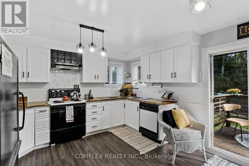 676 Ewing Street E, Cobourg, ON - Indoor Photo Showing Kitchen