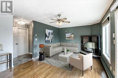 1332 Paquette Street, Sudbury, ON - Indoor Photo Showing Living Room