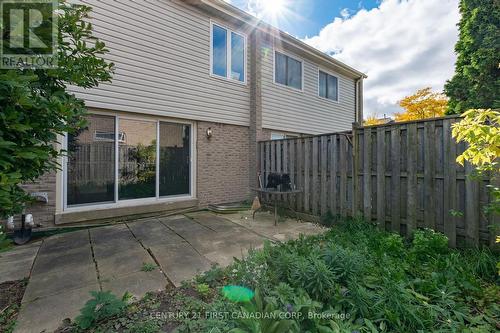 100 - 700 Osgoode Drive, London, ON - Outdoor