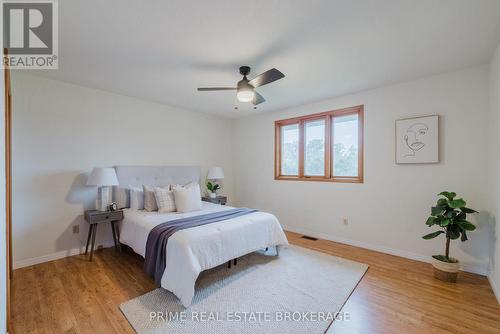 24307 Thomson Line, West Elgin (West Lorne), ON - Indoor Photo Showing Bedroom