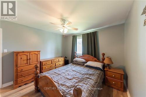 447 Boundary Road, Pembroke, ON - Indoor Photo Showing Bedroom