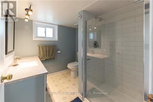 447 Boundary Road, Pembroke, ON - Indoor Photo Showing Bathroom