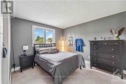 26 Fortune Street, Ottawa, ON - Indoor Photo Showing Bedroom