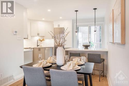 14 Cornerstone Private, Ottawa, ON - Indoor Photo Showing Dining Room