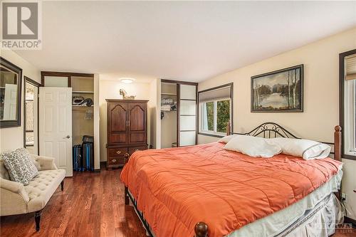 2545 Flannery Drive, Ottawa, ON - Indoor Photo Showing Bedroom