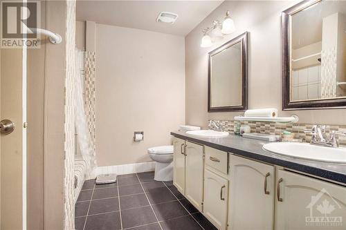 2545 Flannery Drive, Ottawa, ON - Indoor Photo Showing Bathroom