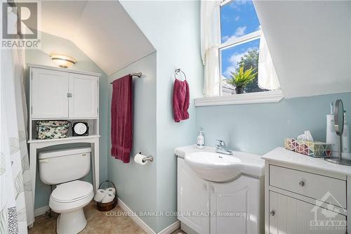 2327 Hwy 31, North Dundas, ON - Indoor Photo Showing Bathroom