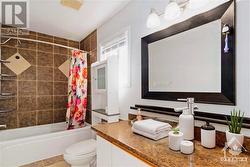 Ensuite bathroom - 