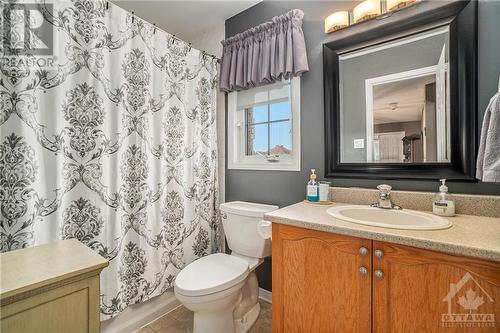 108 Lamadeleine Boulevard, Embrun, ON - Indoor Photo Showing Bathroom