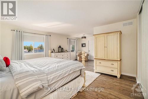 108 Lamadeleine Boulevard, Russell, ON - Indoor Photo Showing Bedroom