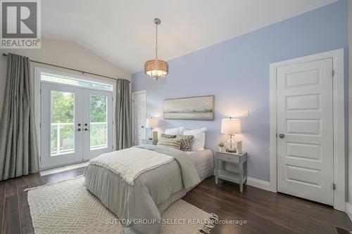 3681 Catherine Street, Thames Centre (Dorchester), ON - Indoor Photo Showing Bedroom