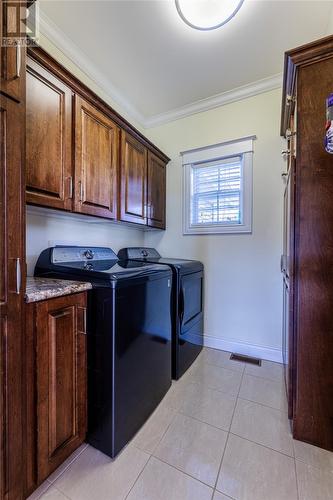 6 Autumn Drive, Whitbourne, NL - Indoor Photo Showing Kitchen