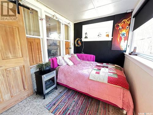 308 Jasper Street, Maple Creek, SK - Indoor Photo Showing Bedroom