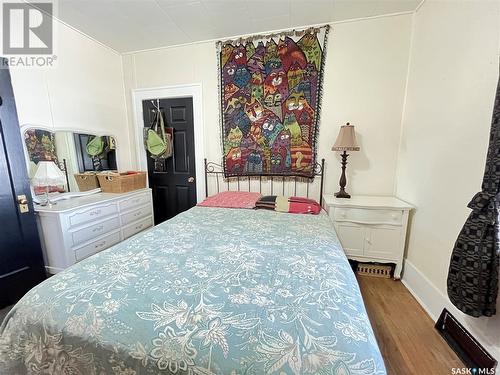 308 Jasper Street, Maple Creek, SK - Indoor Photo Showing Bedroom