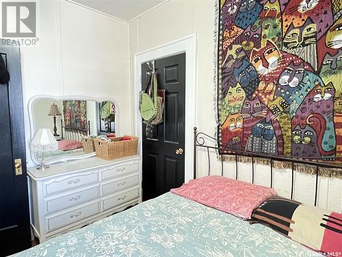 308 Jasper Street, Maple Creek, SK - Indoor Photo Showing Bedroom