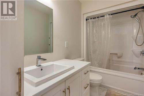 222 Teaberry Avenue, Moncton, NB - Indoor Photo Showing Bathroom