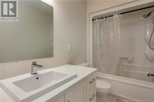 222 Teaberry Avenue, Moncton, NB - Indoor Photo Showing Bathroom