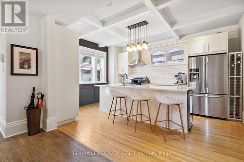 65 Grand Avenue, London, ON - Indoor Photo Showing Kitchen With Upgraded Kitchen