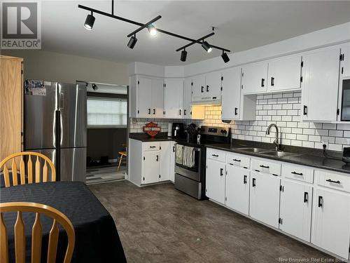 19 Vanceboro Road, Mcadam, NB - Indoor Photo Showing Kitchen With Double Sink