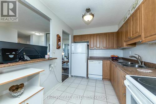 901 - 3501 Glen Erin Drive, Mississauga, ON - Indoor Photo Showing Kitchen With Double Sink