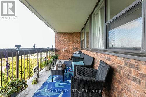 901 - 3501 Glen Erin Drive, Mississauga, ON - Outdoor With Exterior