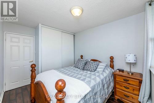 901 - 3501 Glen Erin Drive, Mississauga, ON - Indoor Photo Showing Bedroom