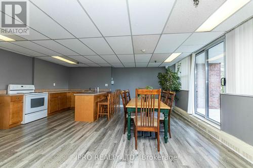 901 - 3501 Glen Erin Drive, Mississauga, ON - Indoor