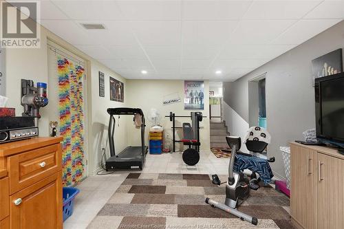 341 Genevieve Street, Windsor, ON - Indoor Photo Showing Gym Room