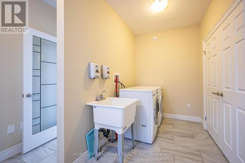 283 Macalister Boulevard, Guelph, ON - Indoor Photo Showing Laundry Room