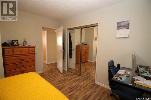 595 9Th Street W, Shaunavon, SK - Indoor