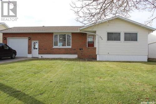 595 9Th Street W, Shaunavon, SK - Outdoor