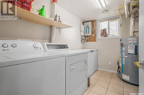 1505 Kilburn Avenue, Saskatoon, SK - Indoor Photo Showing Laundry Room